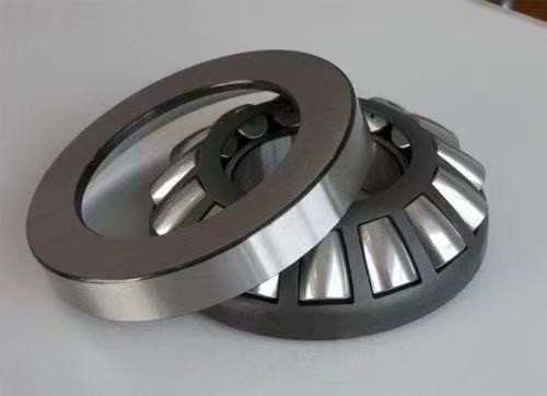 Präzisionsbewertung P0 P6 P5 P4 Tapered Roller Thrust Bearings 29417 E für die Drehgeschwindigkeit